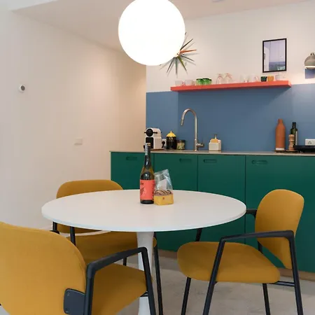 In Creative District, Free Parking 3* 암스테르담