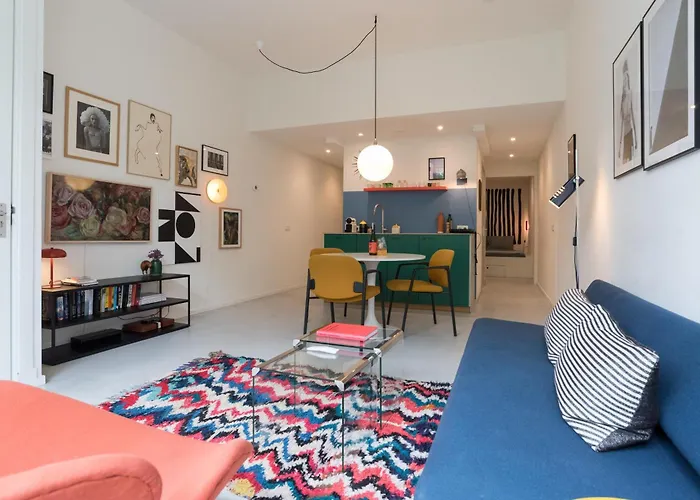 In Creative District, Free Parking Gasthuis