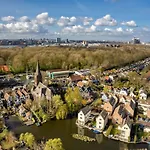 In Creative District, Free Parking 4*